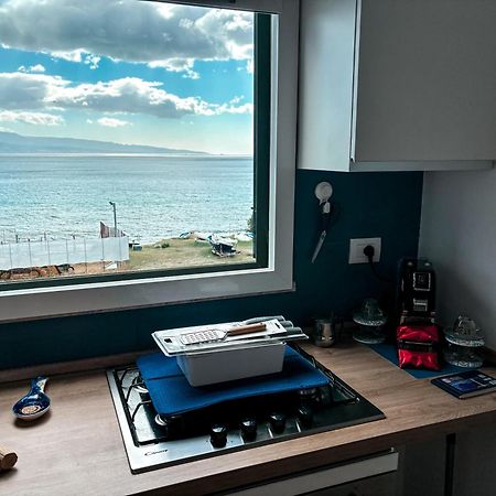 Bilocale Affacciato Sullo Stretto Appartement Messina Buitenkant foto